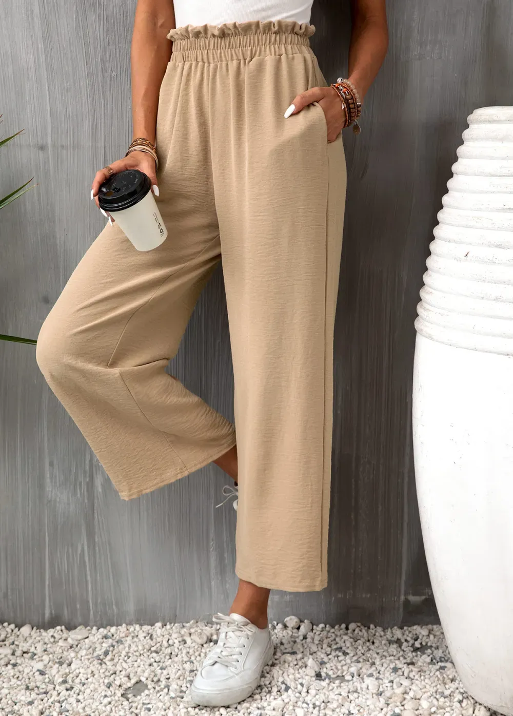 Light Camel Pocket Elastic Waist High Waisted Pants