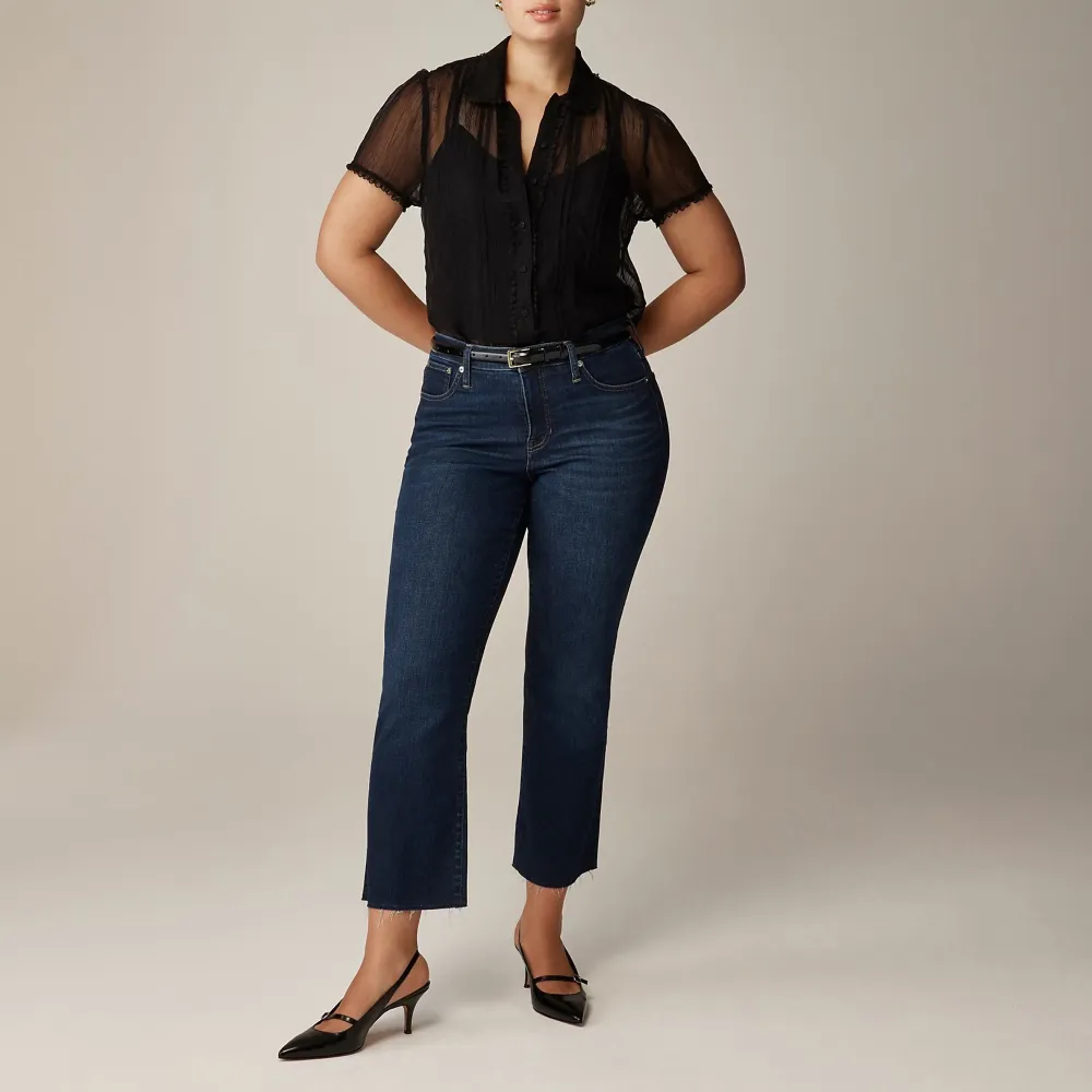 Mid-Rise Stretch Cropped Kickout Jeans