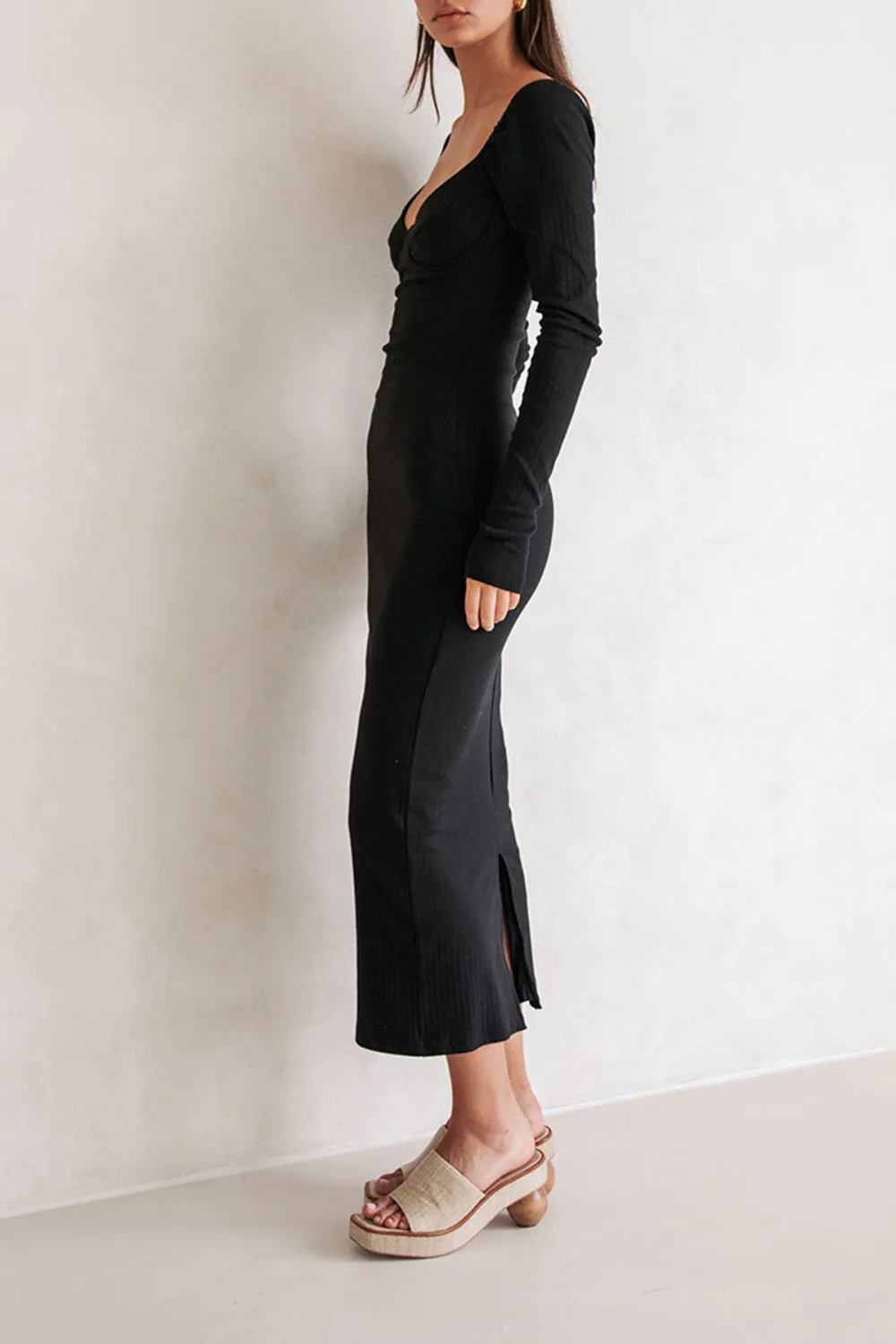 Long Sleeve Sweetheart Neck Bodycon Midi Dress