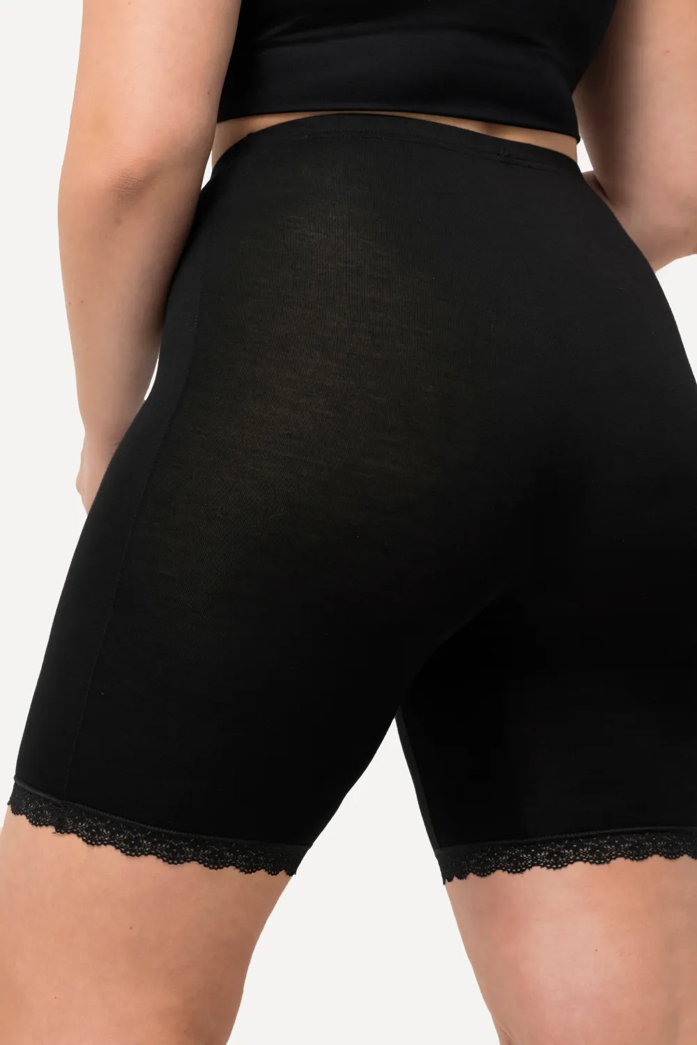 Lace Hem Stretch Viscose Knit Bicycle Length Lounge Shorts