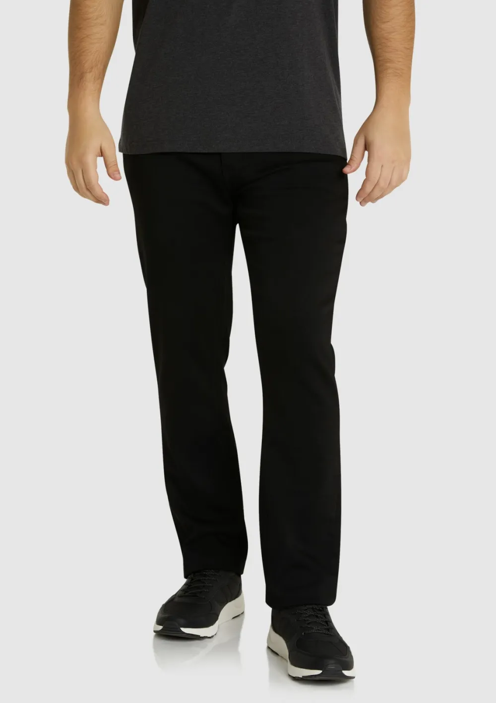 BLACK REGULAR KNIT JEAN