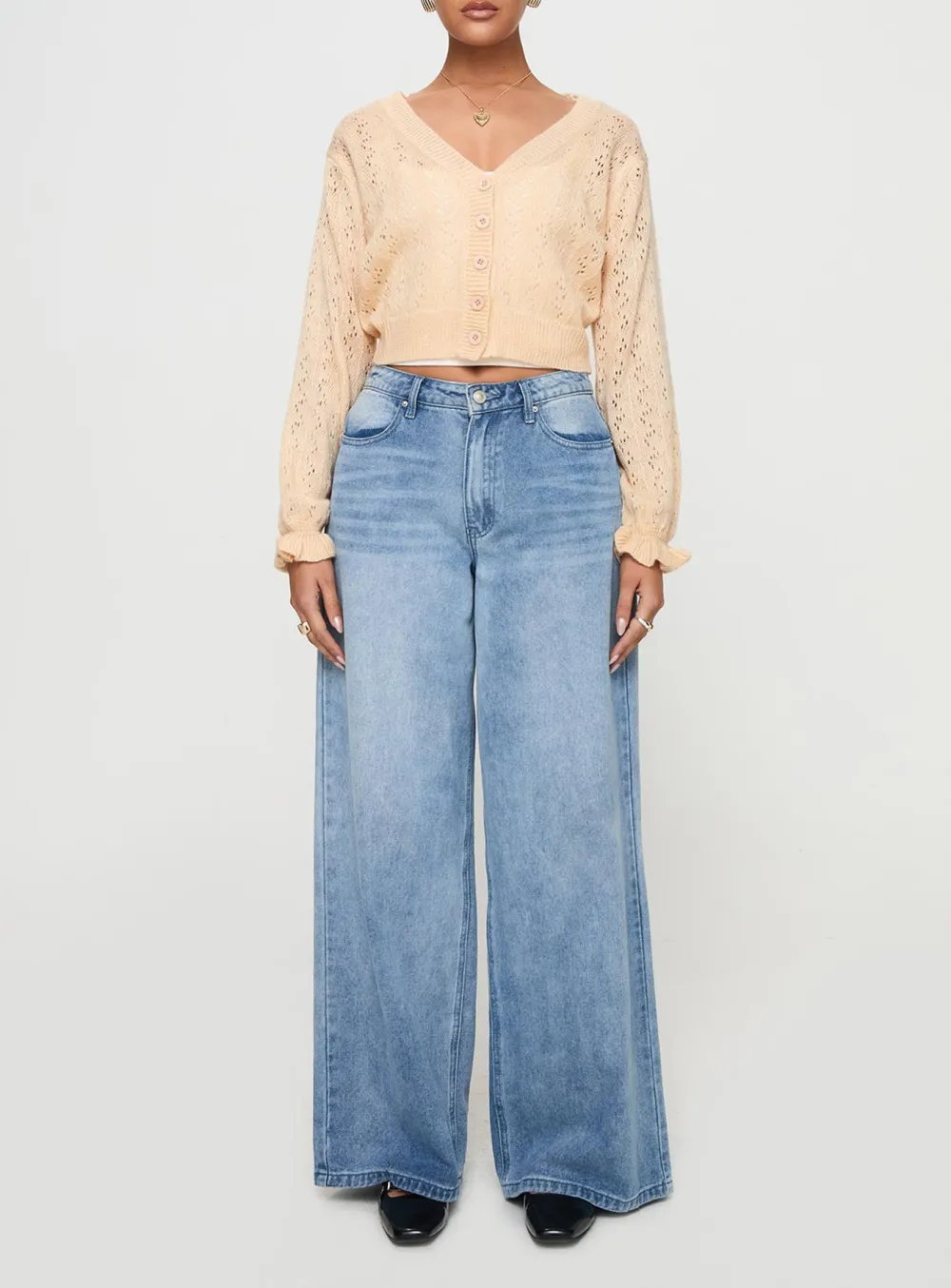 Ruffle V-neck Cropped Cardigan