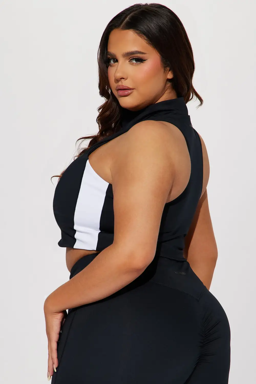 Chase Elevate Active Sports Bra - Black/White