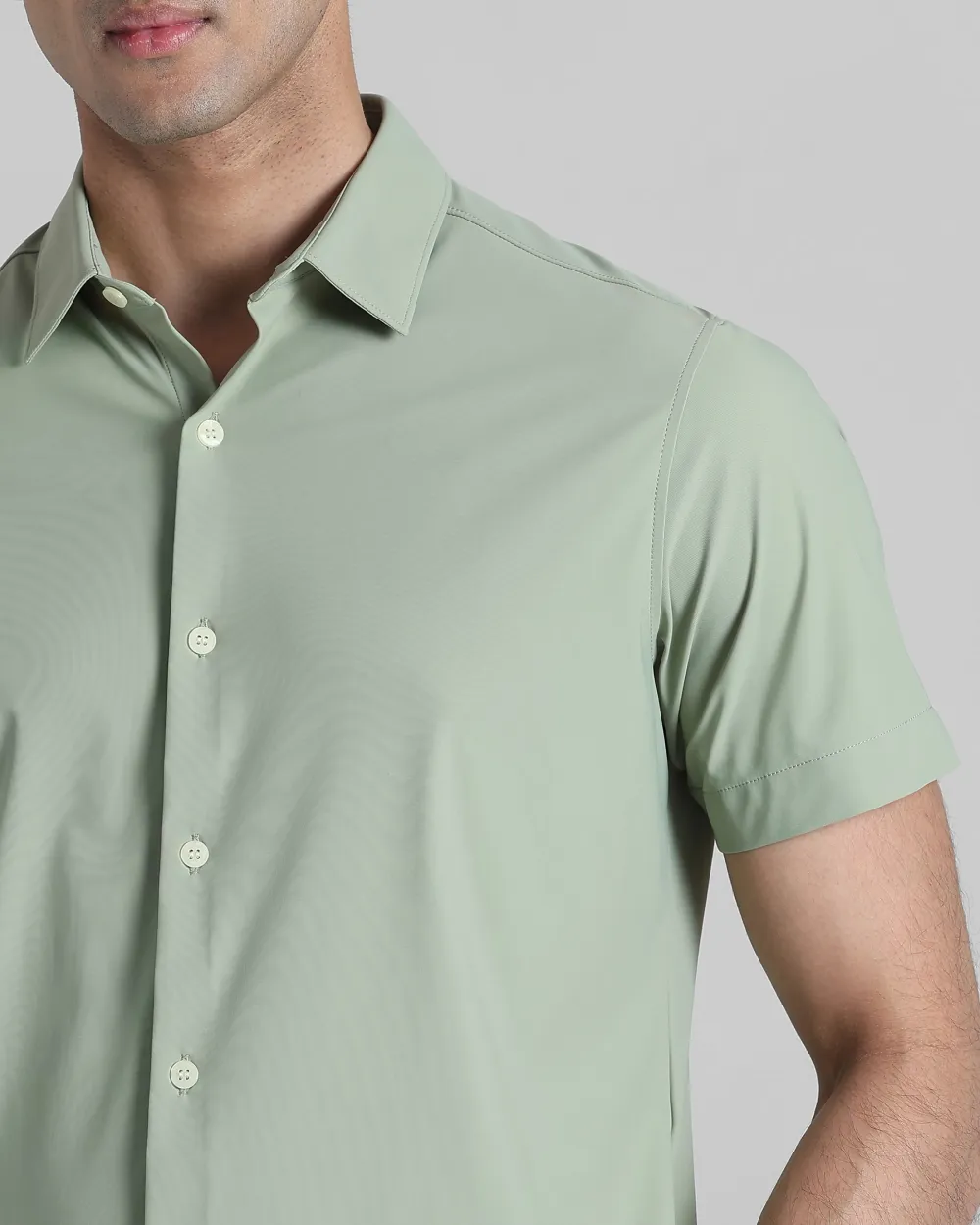 Leisure Simple Slim-Fit Breathable Sage Shirt