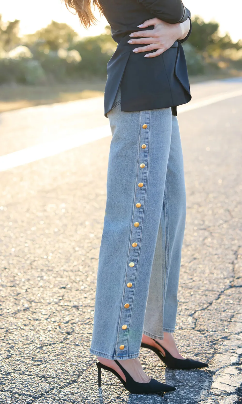 Trendy Slit Snap-Button Jeans
