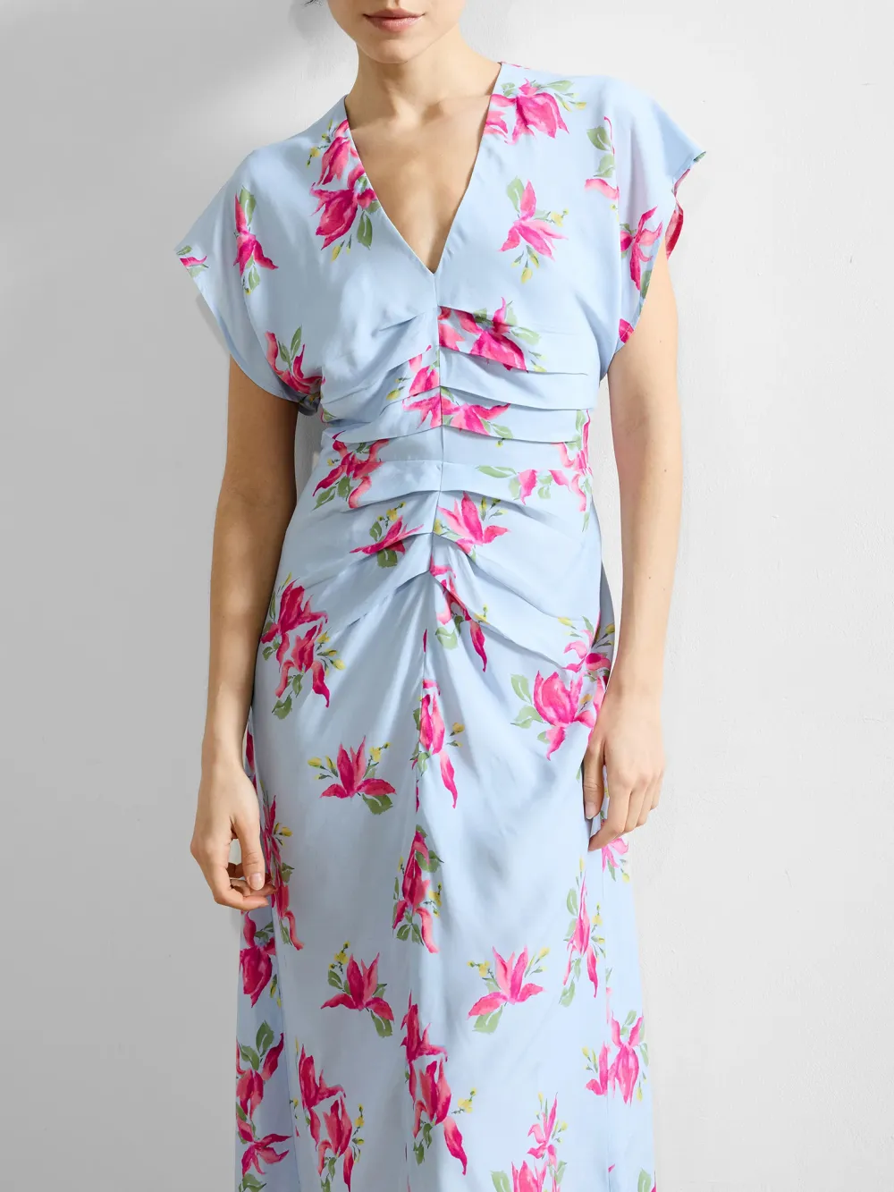 Easy And Stylish Playful Floral Print Dress
