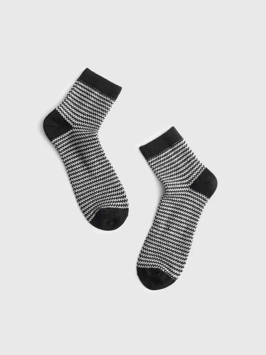 Classic Pattern Socks