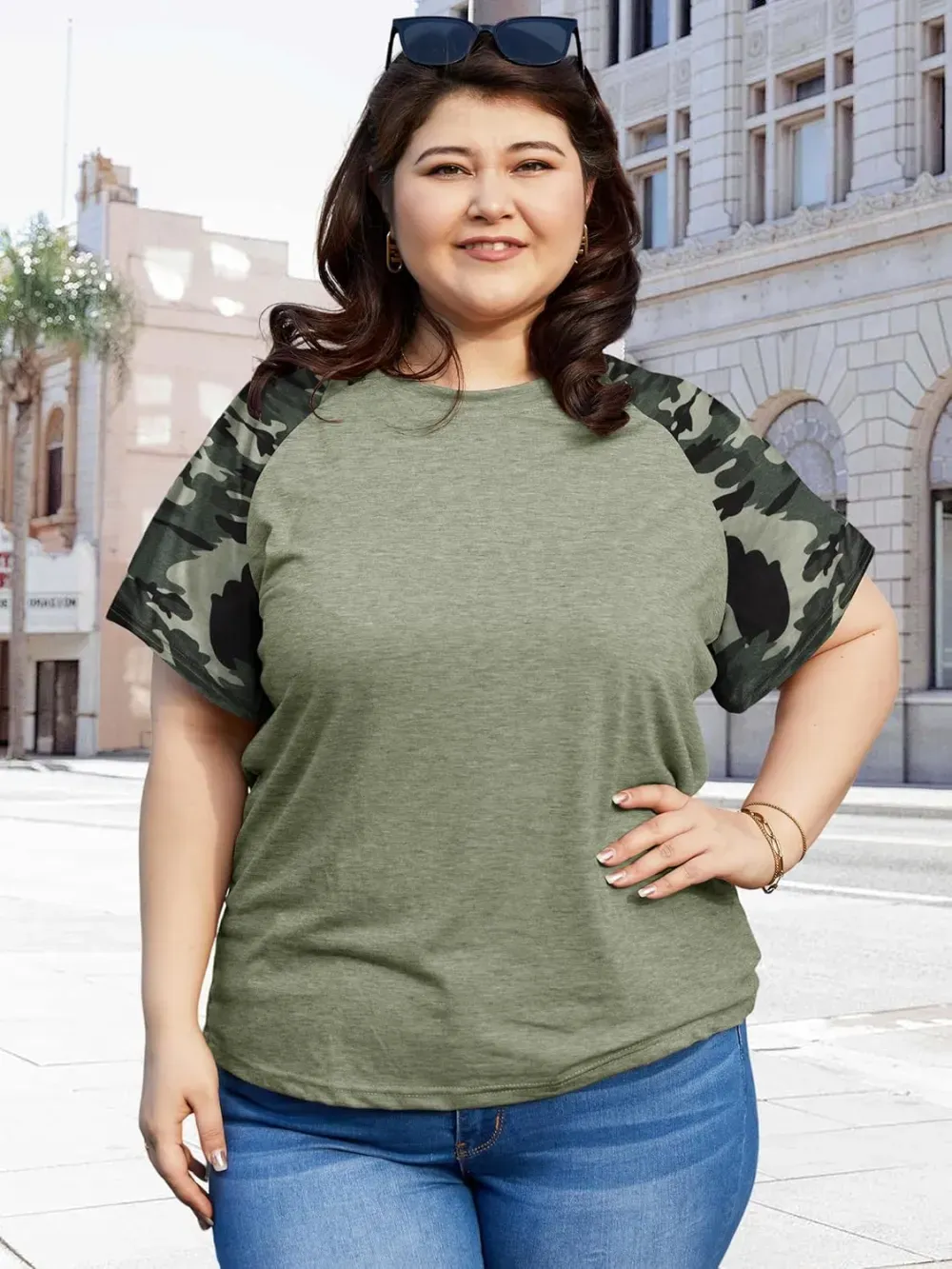 HDLTE Womens Plus Size Tops Floral Bell Sleeves Blouses Summer Crewneck Tunic Loose Casual T Shirts