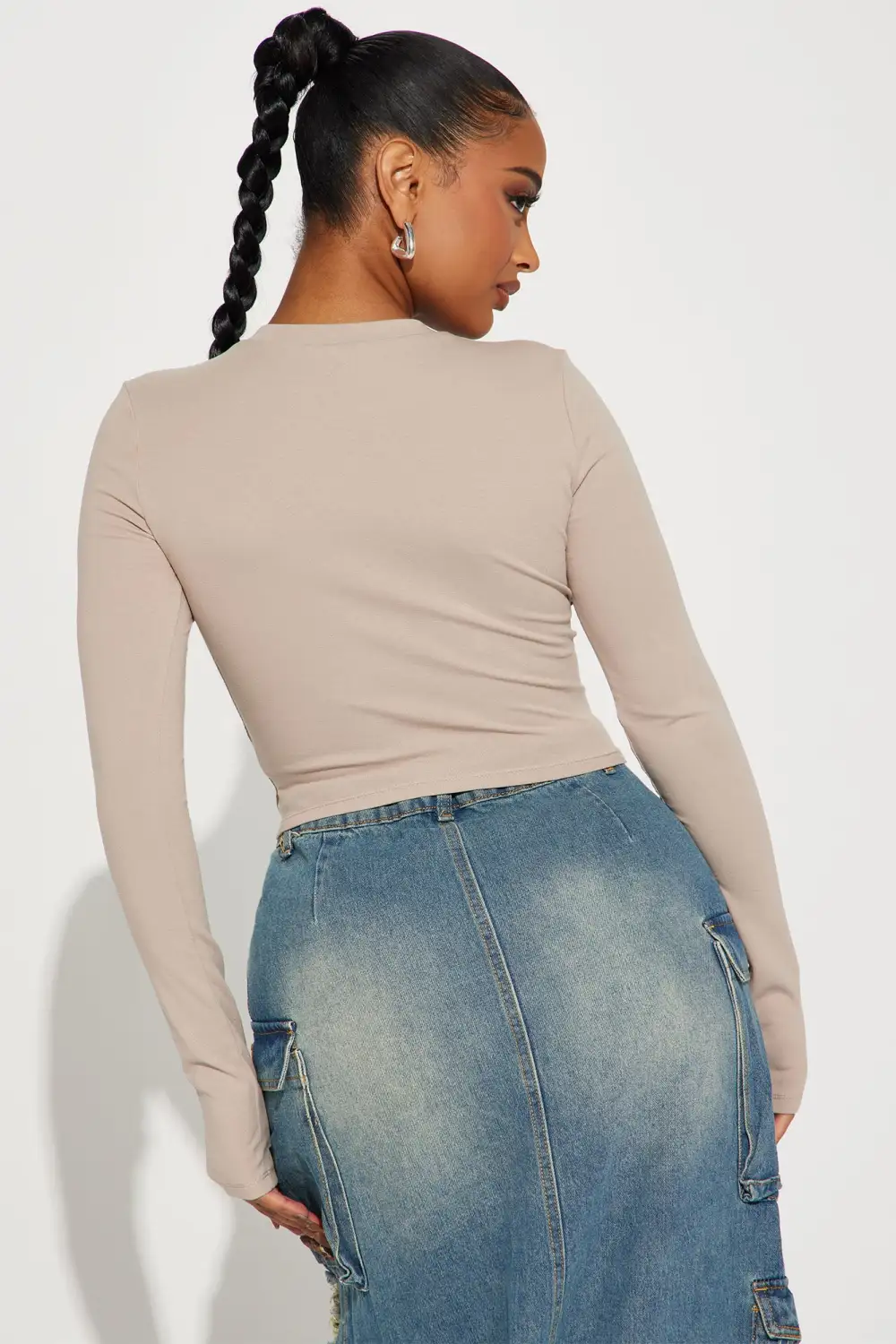 Honest Opinion Hardware Top - Sand