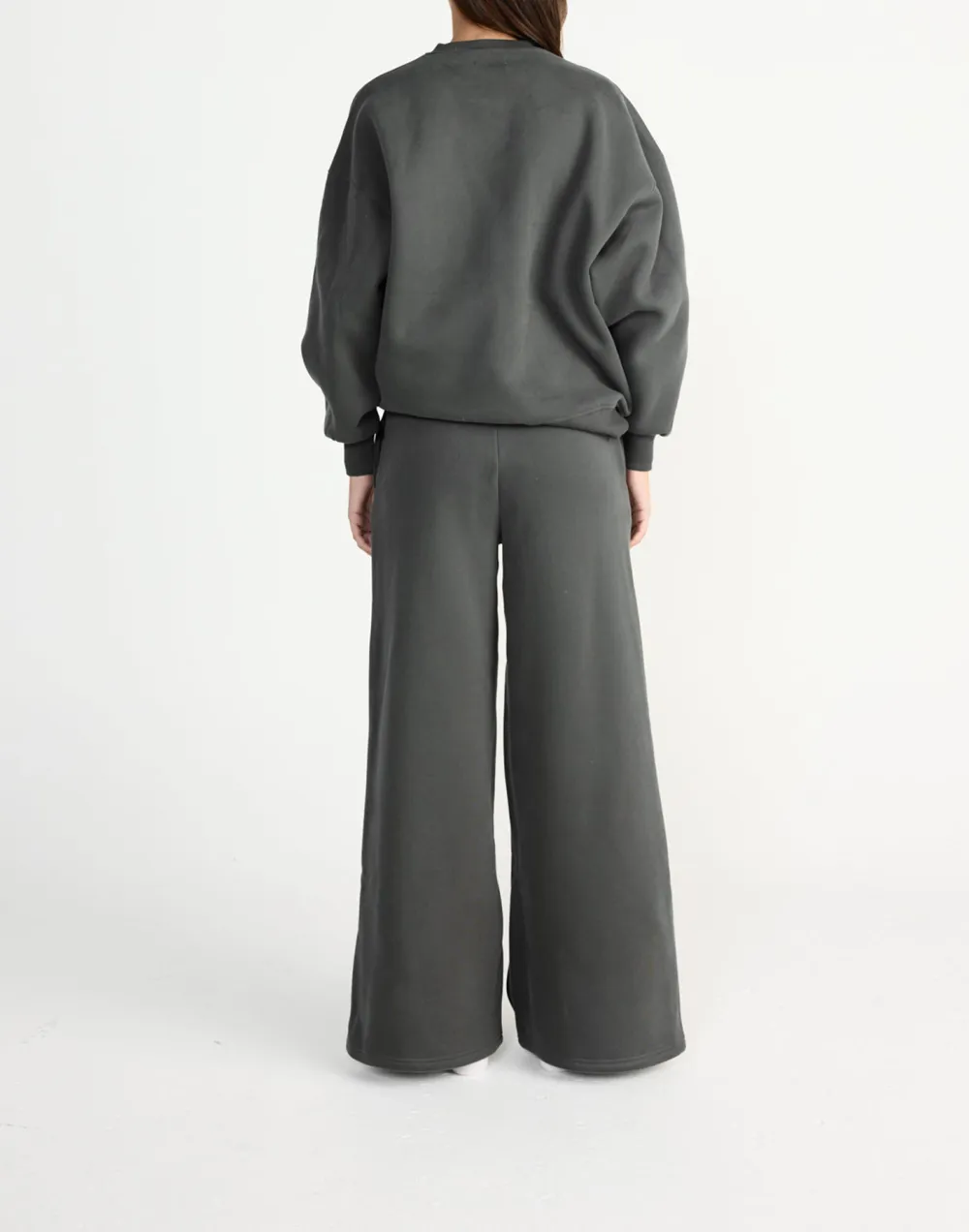 Fashionable Drop Shoulder Loose Sweater