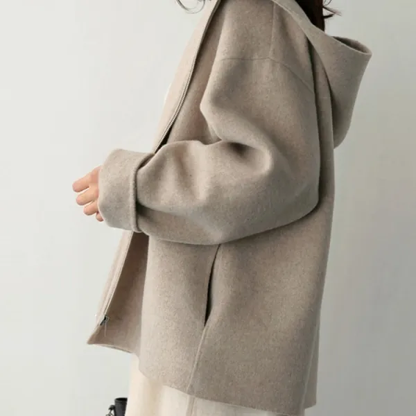 Simple loose woolen coat