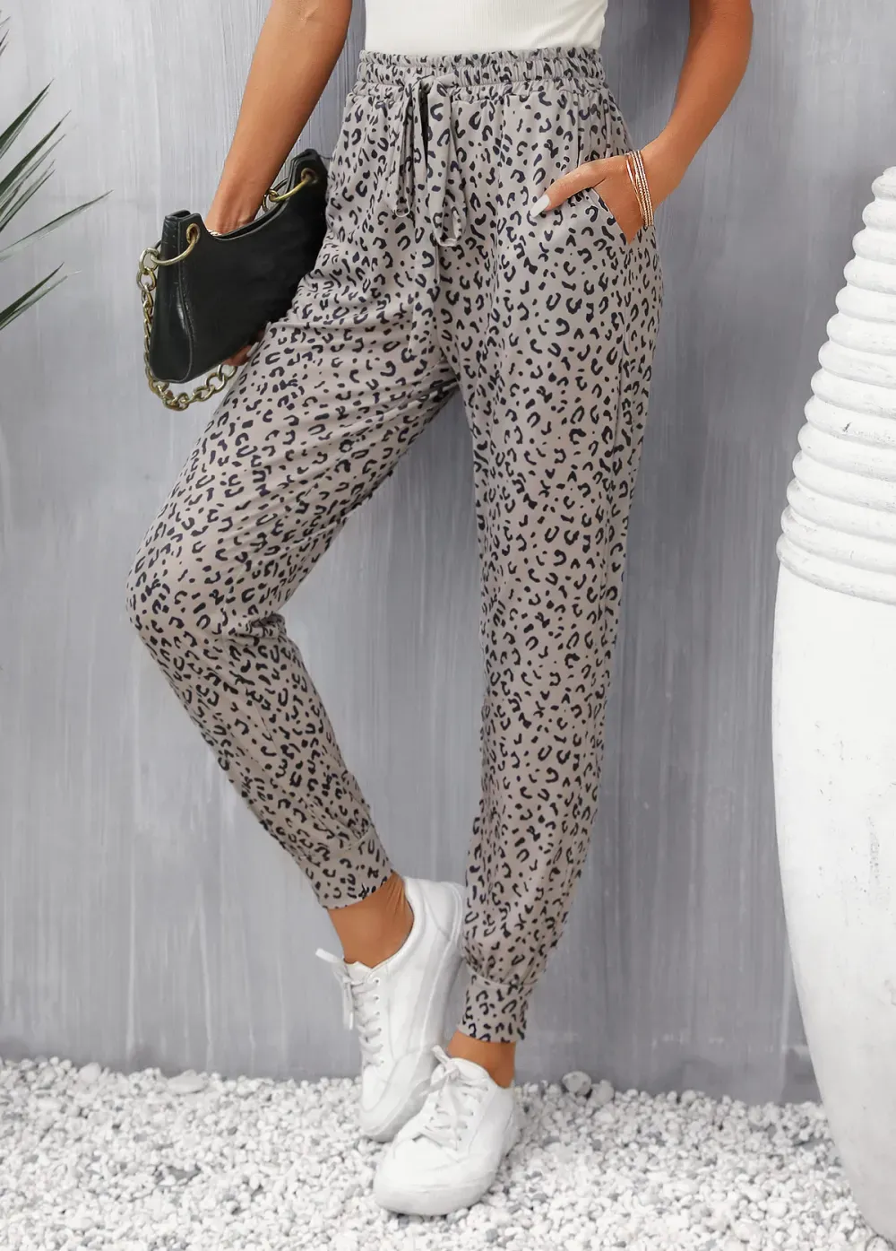 Light Camel Pocket Leopard Jogger Elastic Waist Pants