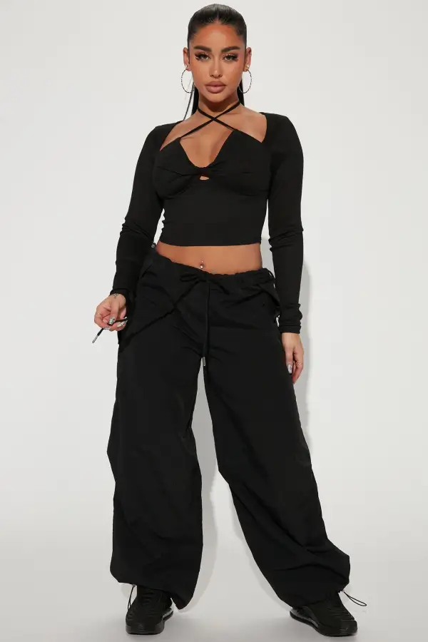 Kristen Knot Front Top - Black