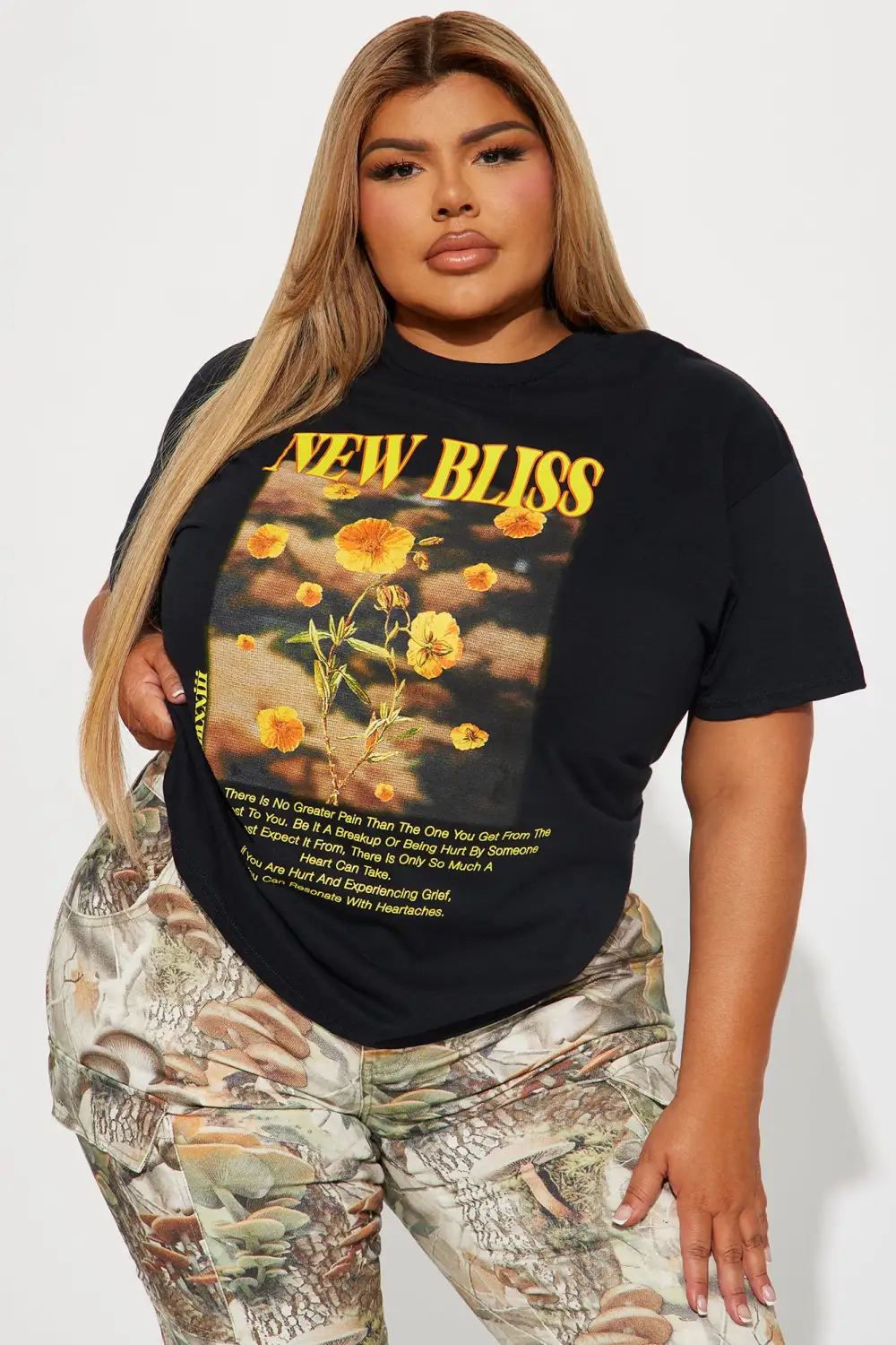 New Bliss Graphic Tee - Black