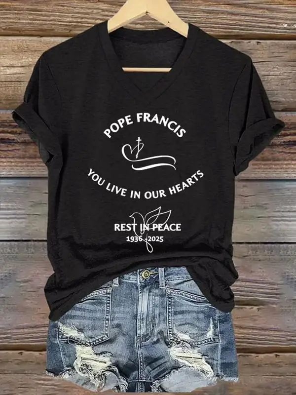 Women's You Live In Our Hearts Rest In Peace 1936-2025 Print Short Sleeve V-Neck Cotton T-Shirt
