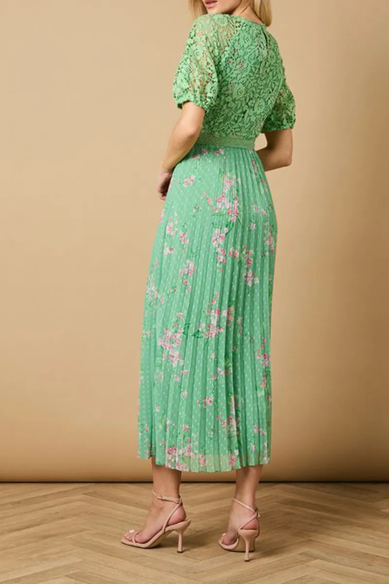 Casual Style Sage Floral Lace Bodice Pleated Dress