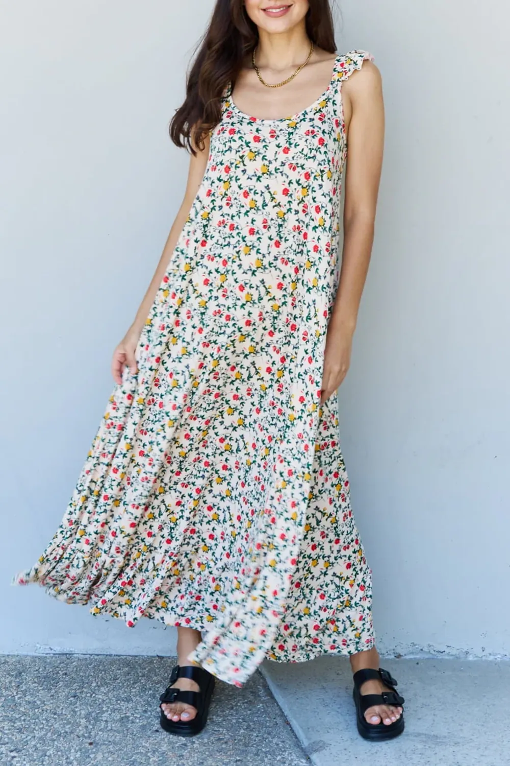 Elegant Holiday White Floral Crew Neck Dress