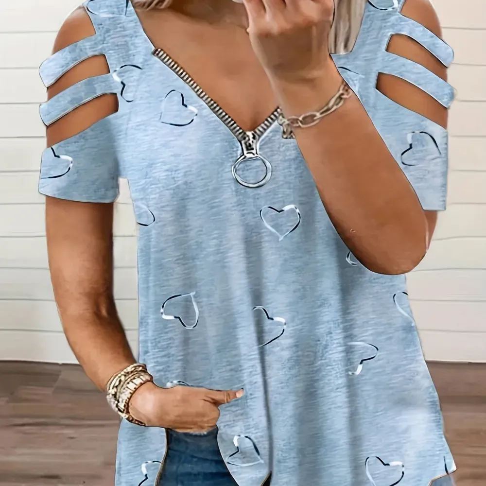 Plus Size Heart Print Zipper Short Sleeve Top, Women's Plus Slight Stretch V Neck Casual T-shirt