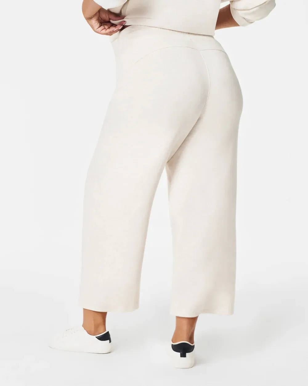 Loose Cropped Wide Leg Pant