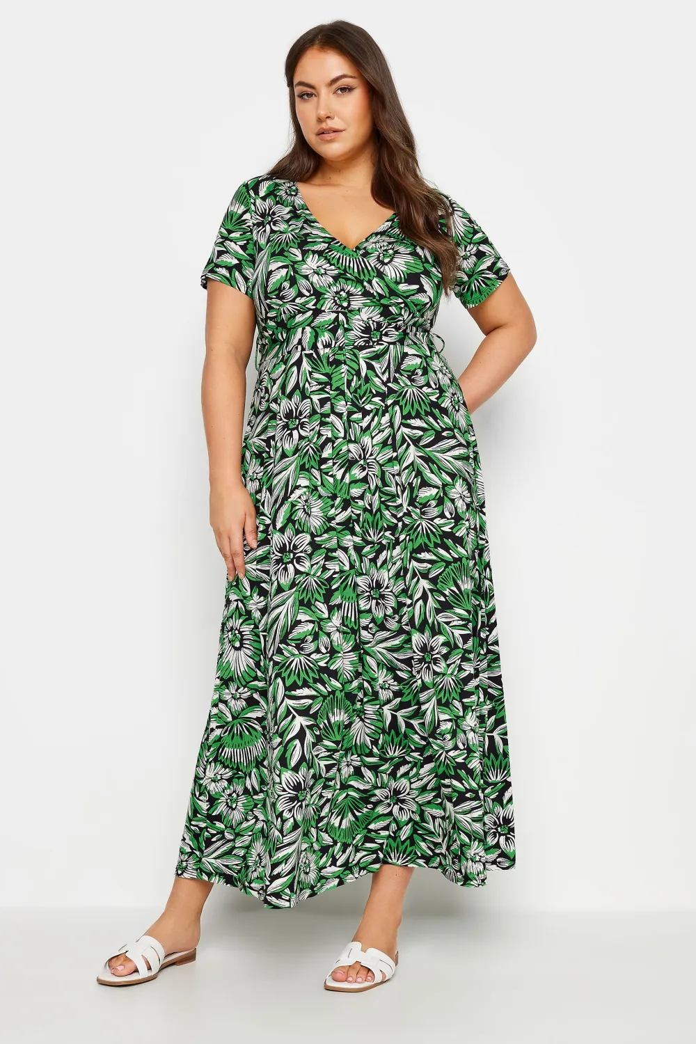 YOURS Curve Green Leaf Print Tiered Maxi Dress