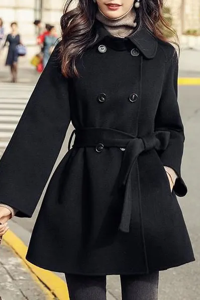 Oversized Solid Lapel Coat in Black