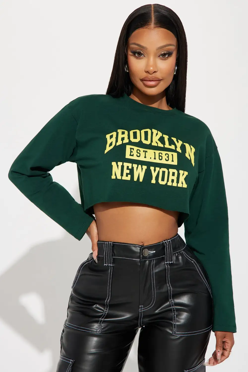 Established in Brooklyn Long Sleeve Crop Top - Hunter