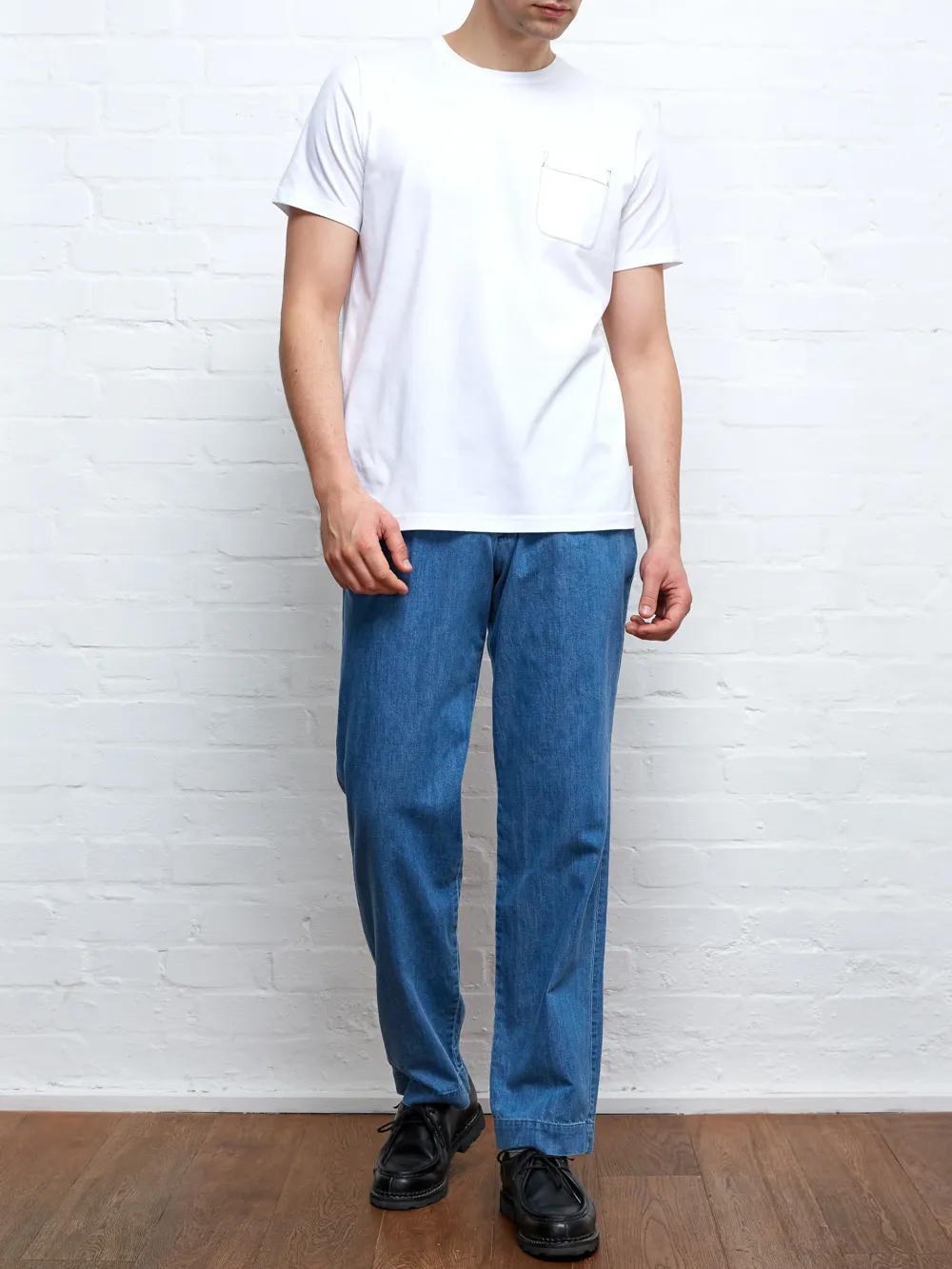 White Short Sleeve Casual Style T-Shirt