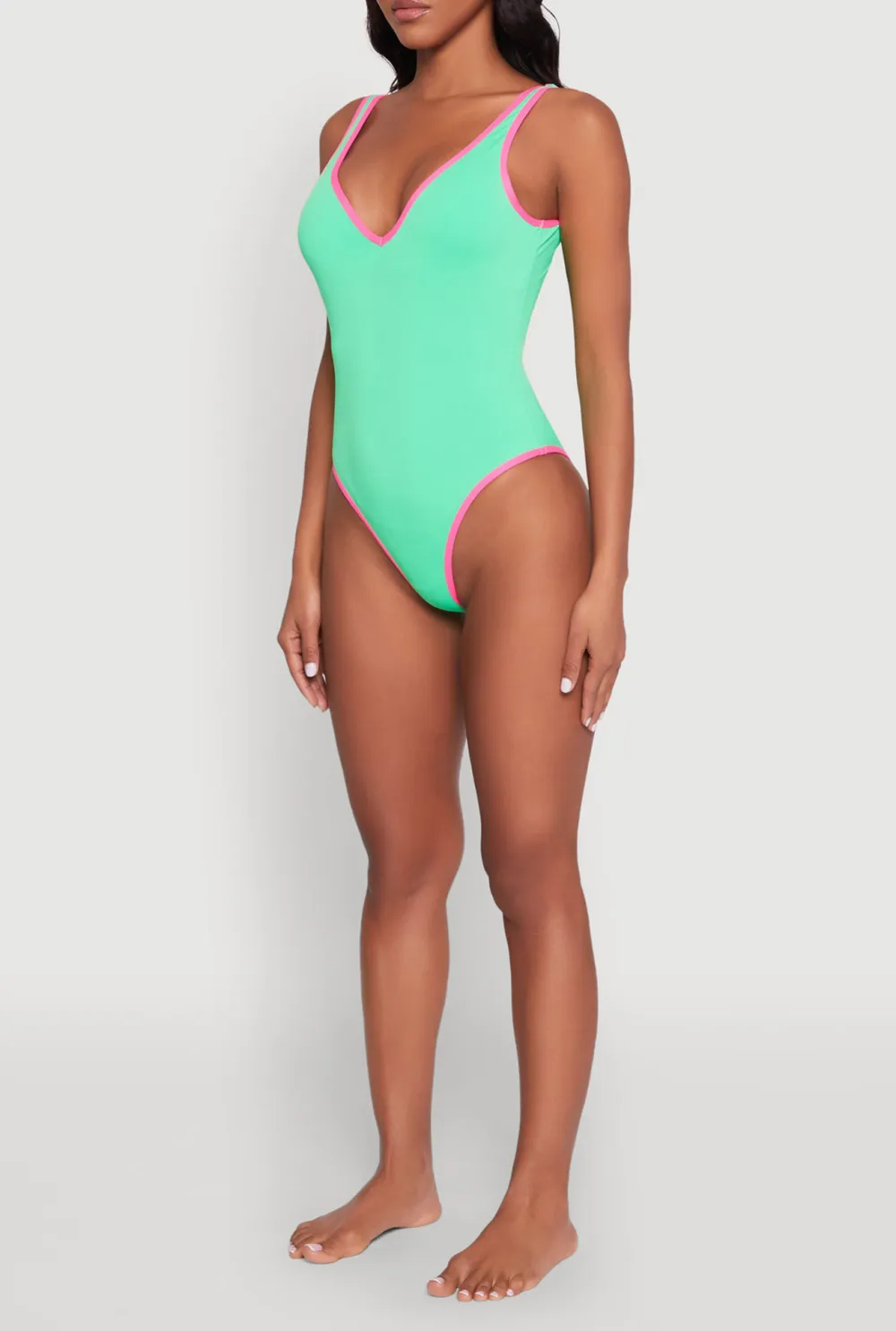 Color Blocked Edge One-Piece Swimsuit