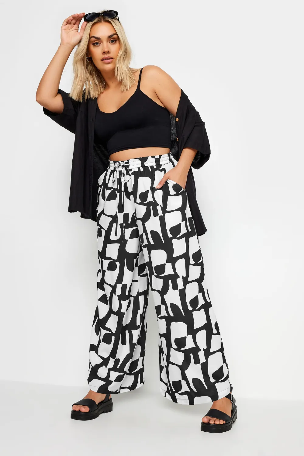 Yours Curve Black Leaf Print Drawstring Wide Leg Trousers