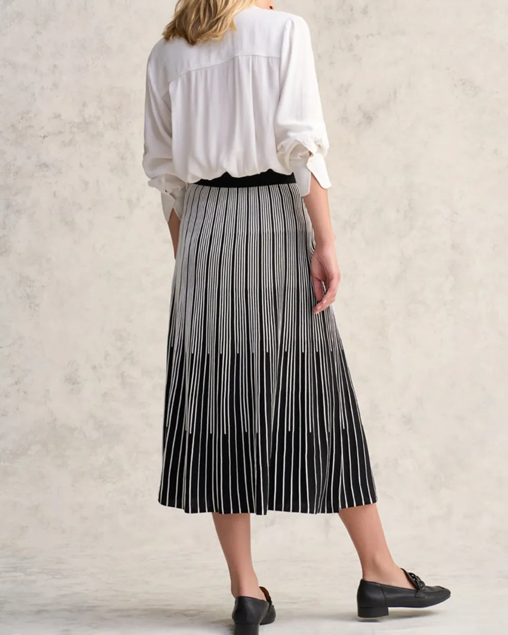 Gradual Stripe Skirt