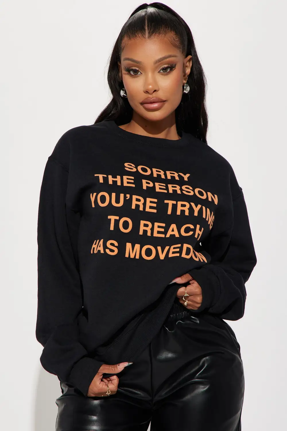 Moved On Puff Print Sweathirt - Black