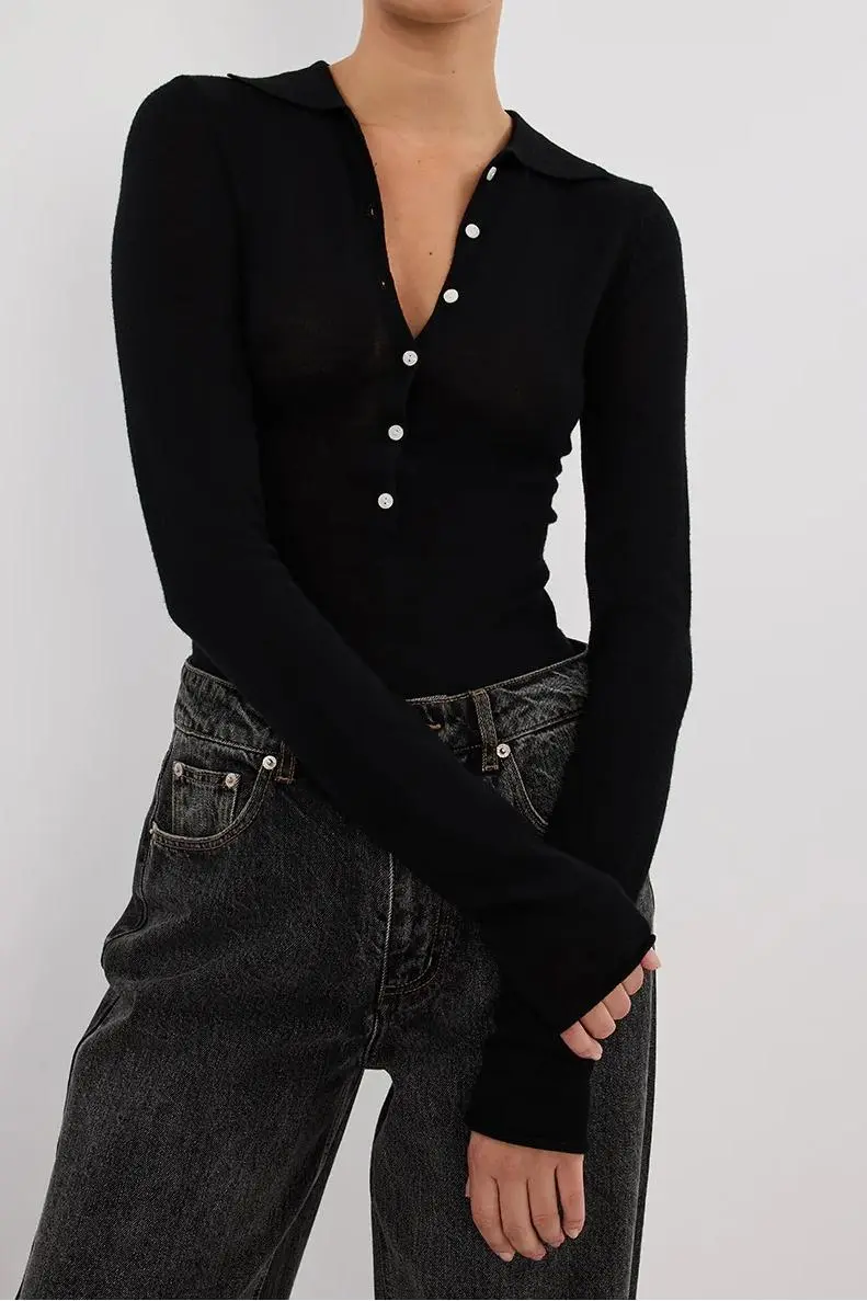 BLACK MERINO POLO KNIT TOP