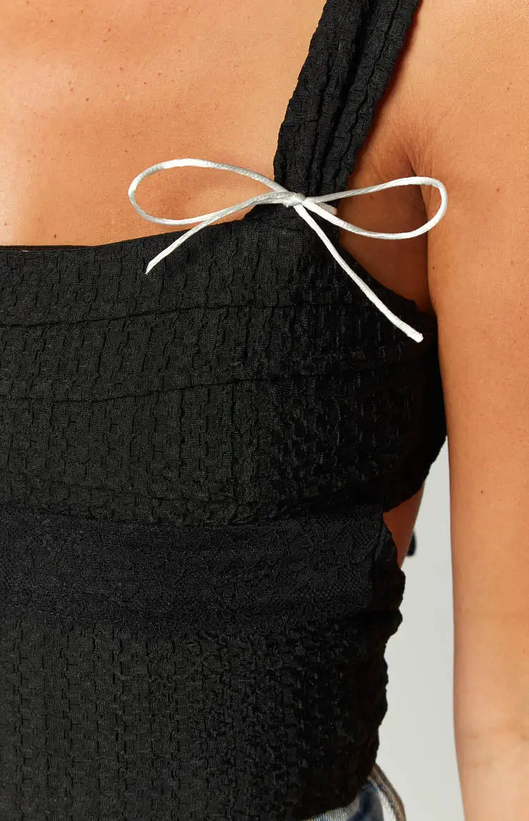 Black Ruched Strappy Crop Tank Top