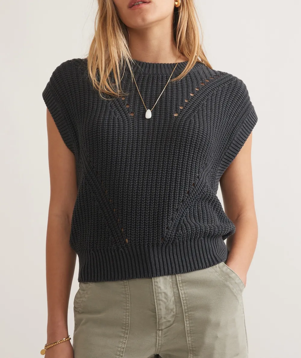 Sleeveless Knitted Sweater with Details