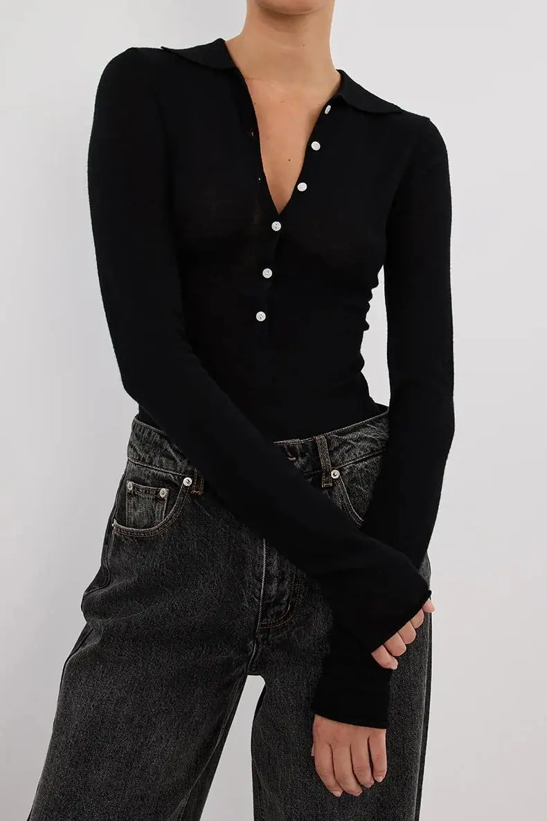 BLACK MERINO POLO KNIT TOP