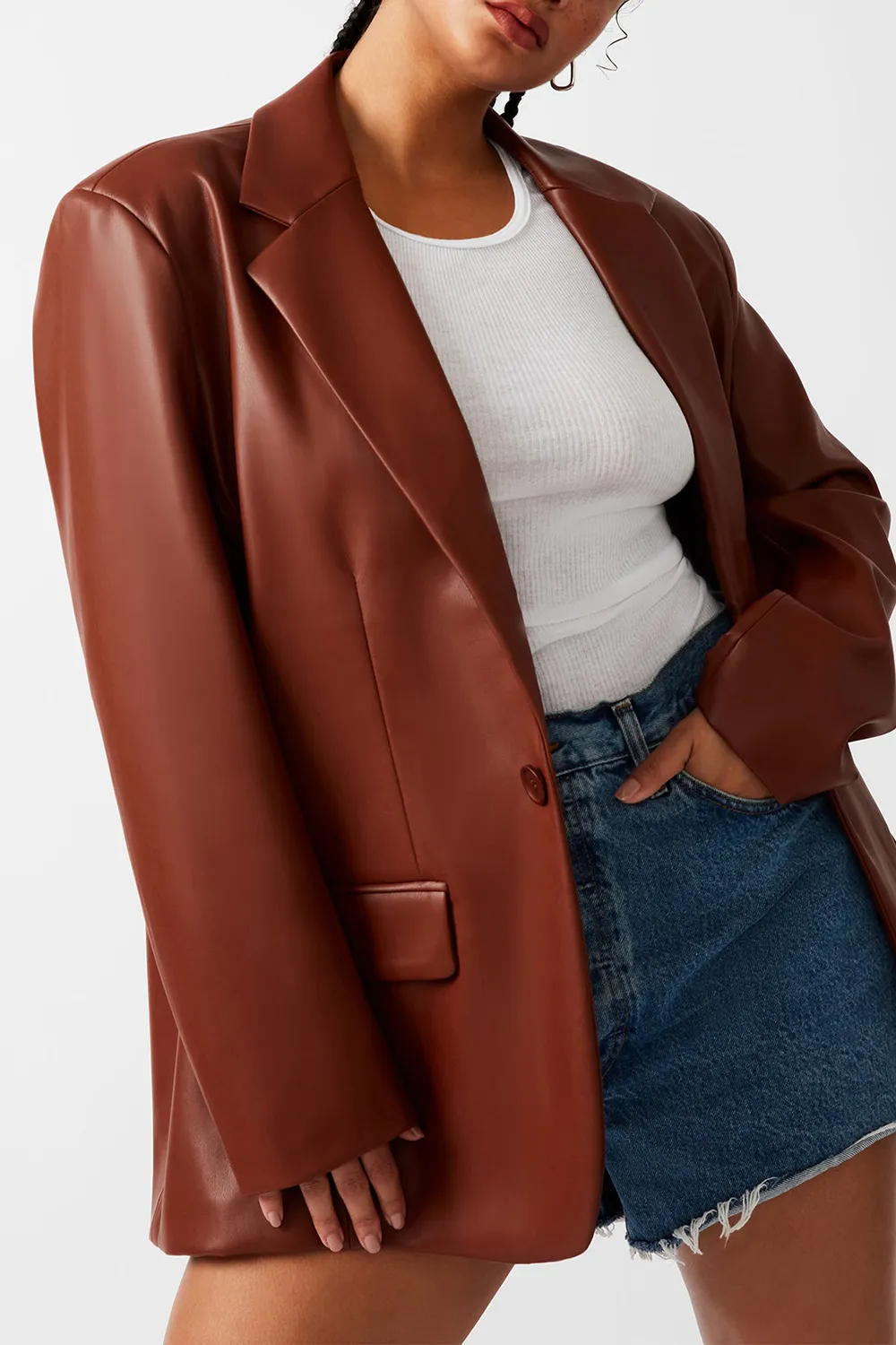 FAUX LEATHER BLAZER BLACK