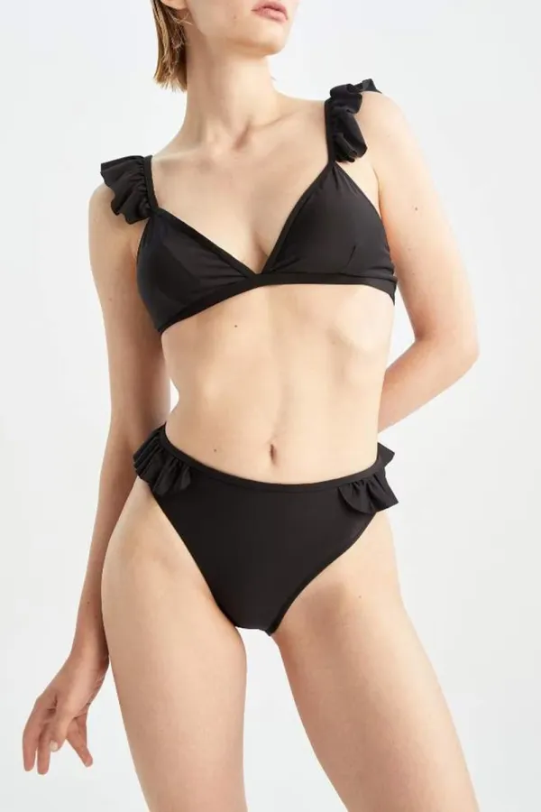Modern Solid Cutout Swimsuit