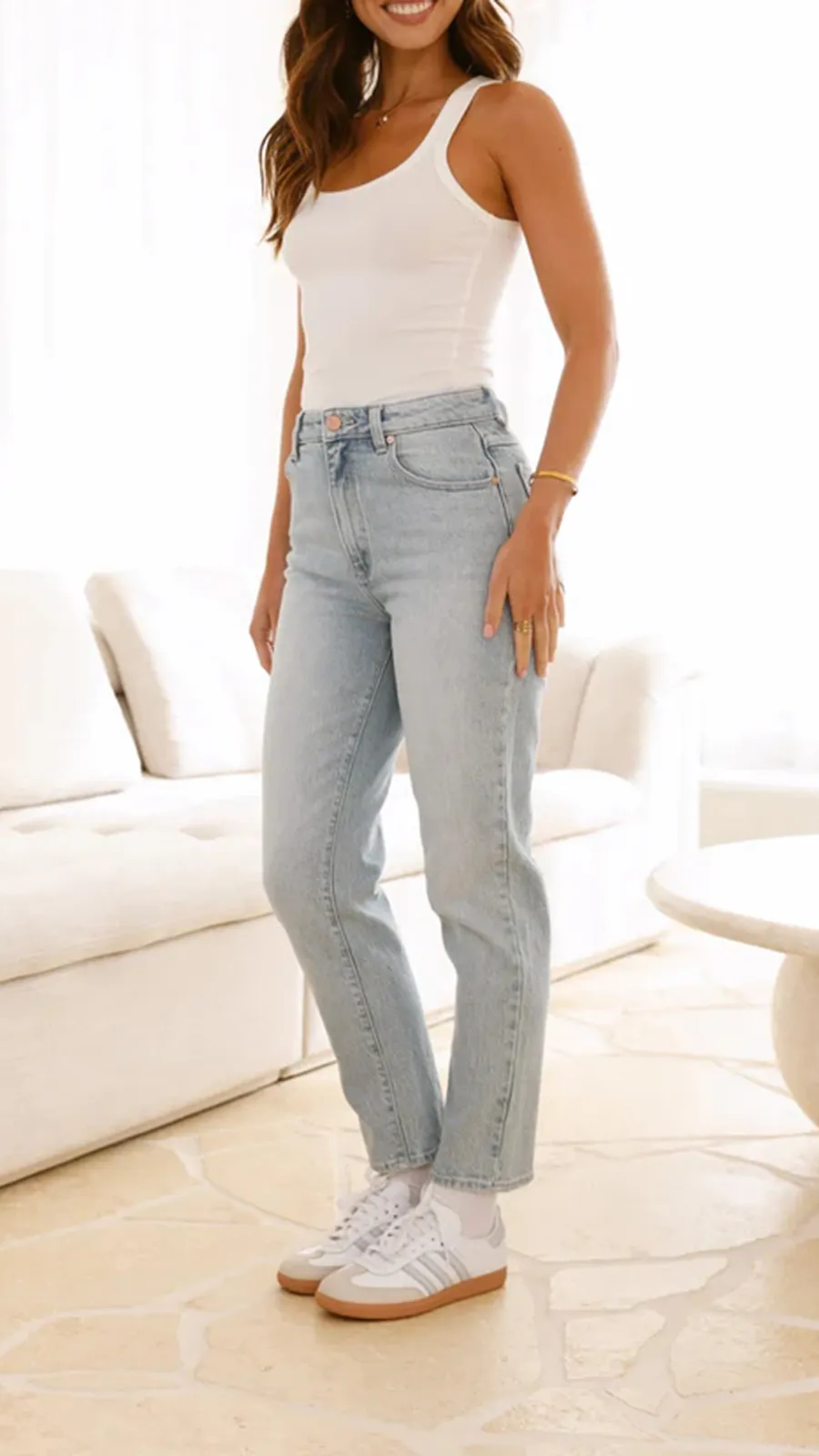 Perfect Curve Ripped Jeans