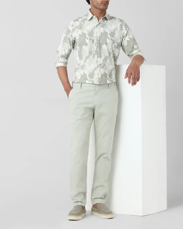 Classic Versatile Slim-Fit Straight-Leg Light Green Trousers