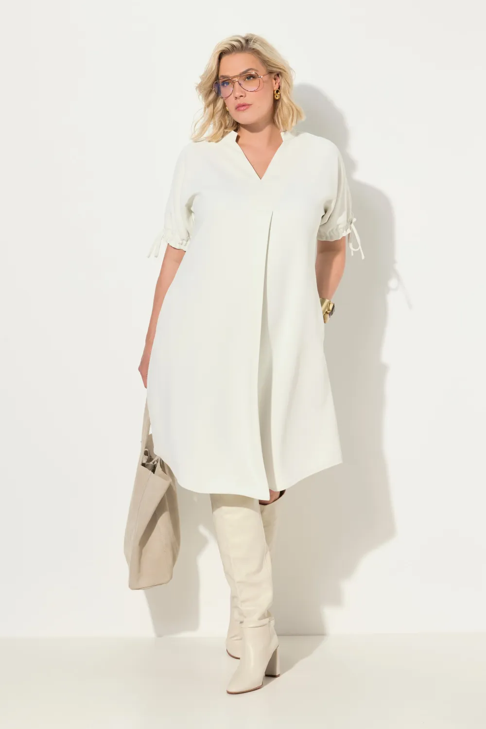 Minikleid Krepp Oversized V-Ausschnitt Halbarm