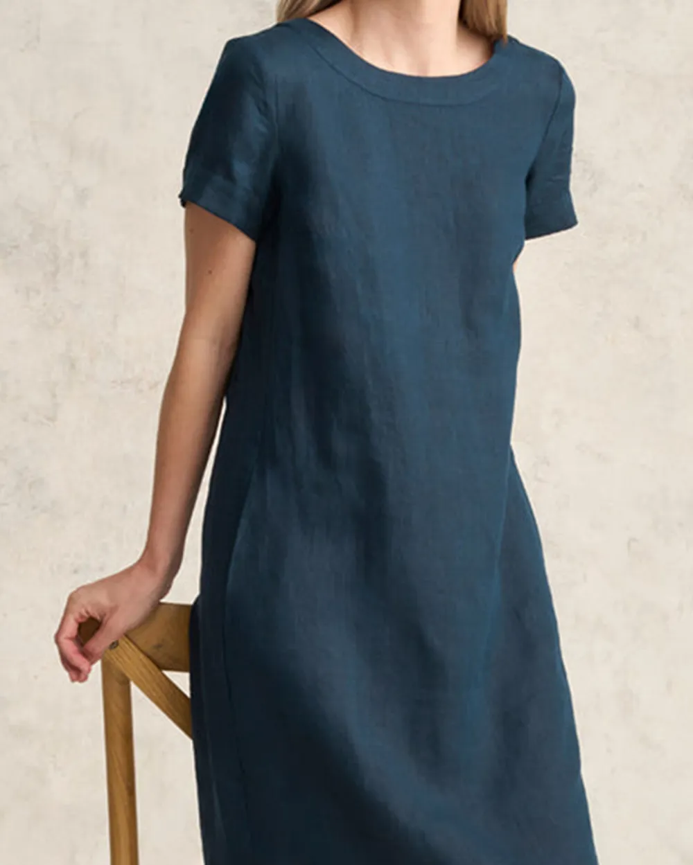 Scoop Neck Linen Dress - Ink