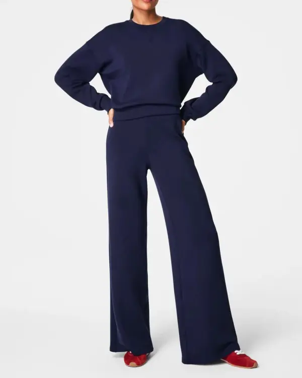 Long-Sleeved Crewneck Sweatshirt