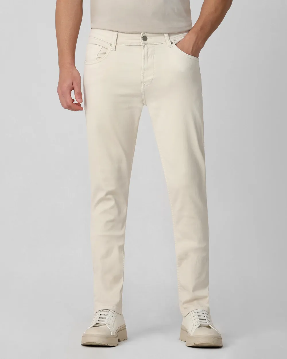 Classic Comfortable Straight Off White  Jeans