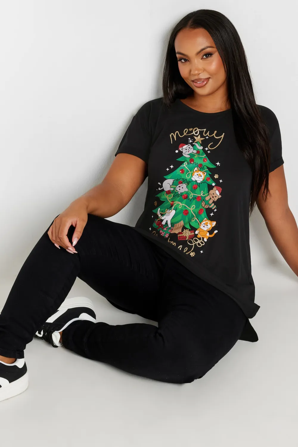 复制YOURS Curve Black 'Merry Gonkmas' Sequin Embellished Christmas Top