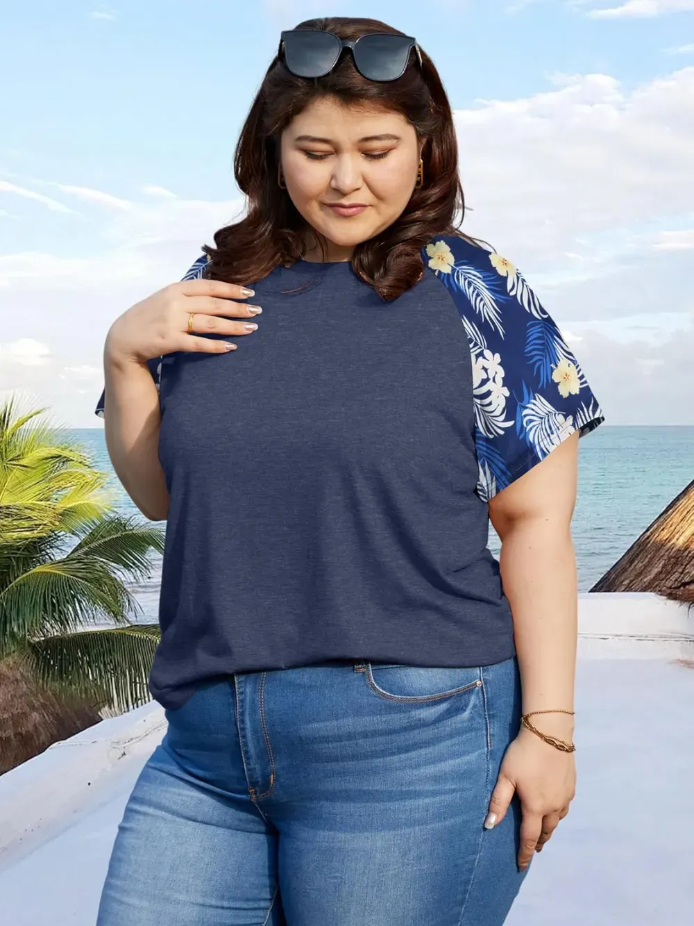 HDLTE Womens Plus Size Tops Floral Bell Sleeves Blouses Summer Crewneck Tunic Loose Casual T Shirts